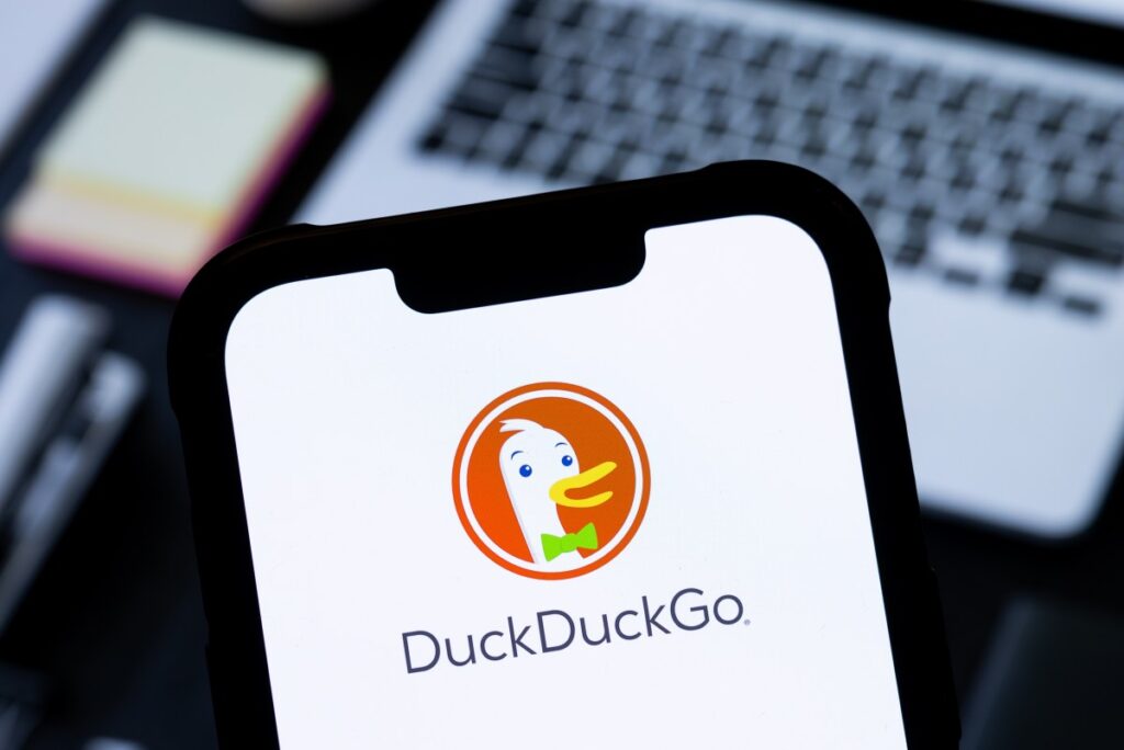 duckduckgo-now-lets-you-hide-ai-generated-images-in-search-results