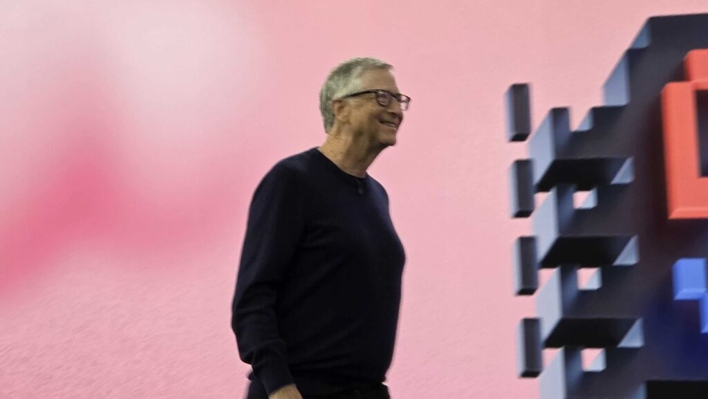 a-new-bill-gates-charity-foundation-is-spending-$1bn-to-boost-ai-tools-for-at-risk-americans