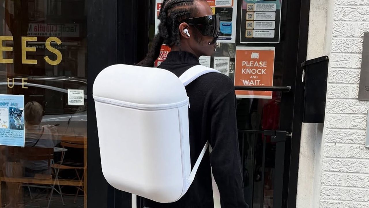 the-airpods-backpack-is-very-odd,-and-i-love-it