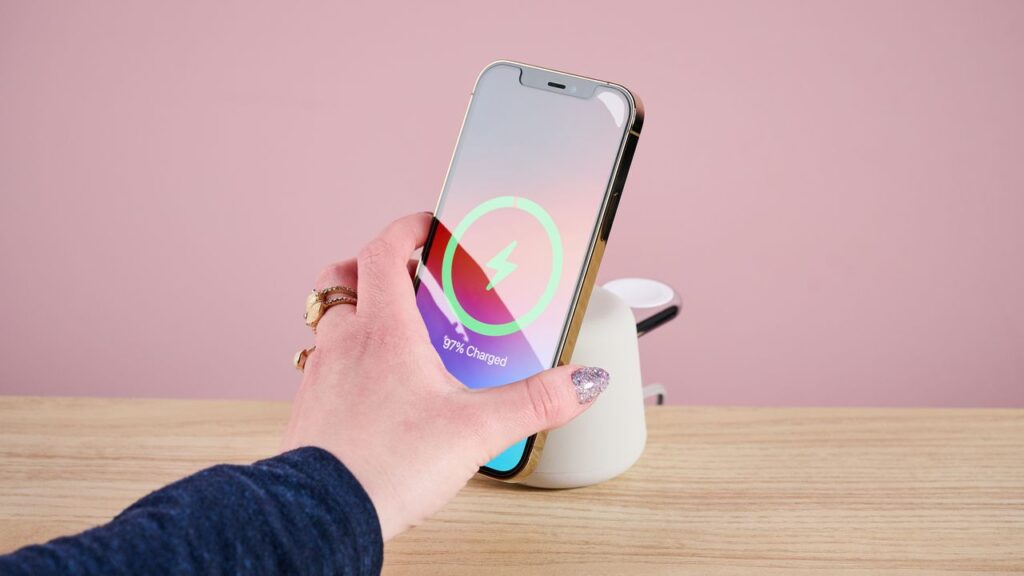 the-iphone-16-and-some-‘major-android-phones’-just-got-a-big-qi2-wireless-charging-boost-–-here’s-what-we-know