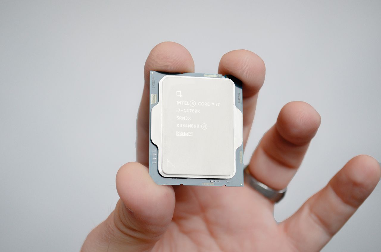 is-intel-set-for-a-great-cpu-comeback?-nova-lake-in-2026-could-copy-amd’s-playbook-for-a-key-gaming-boost