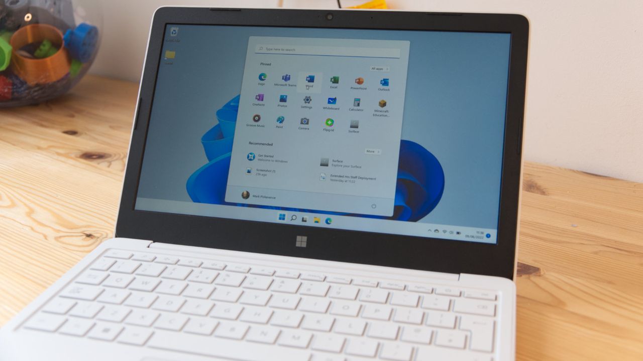 microsoft-has-all-but-given-up-on-windows-11-se-–-and-it-looks-like-the-war-against-chromebooks-has-been-lost