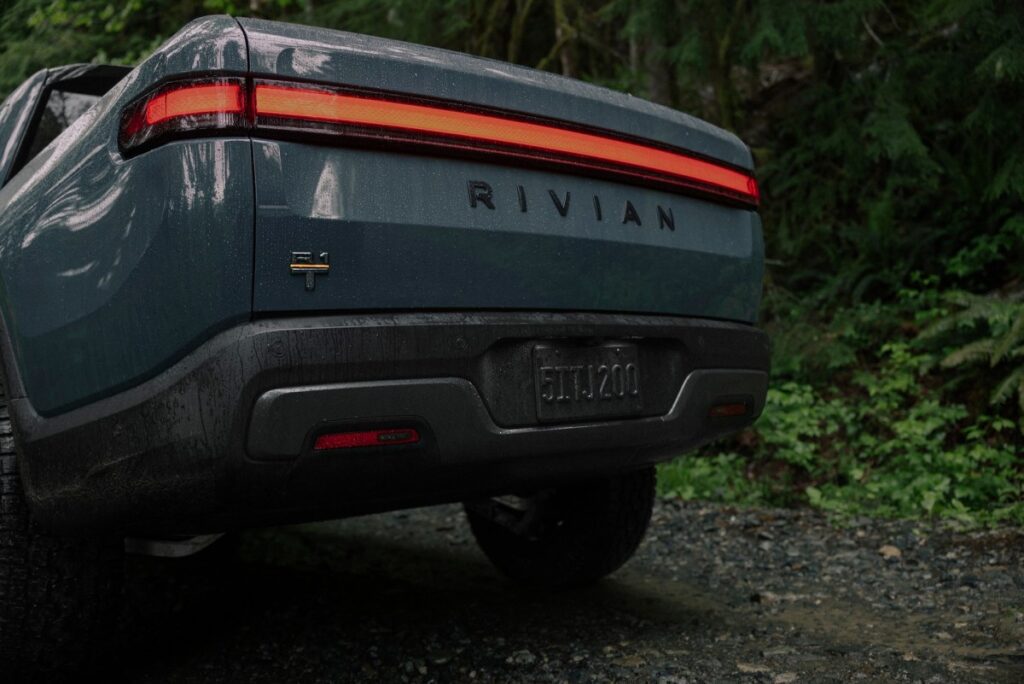 rivian-sues-to-sell-its-evs-directly-in-ohio