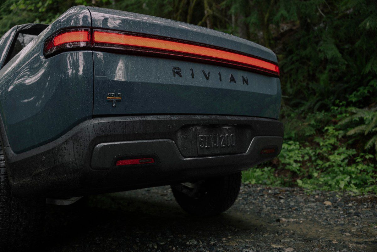 rivian-sues-to-sell-its-evs-directly-in-ohio