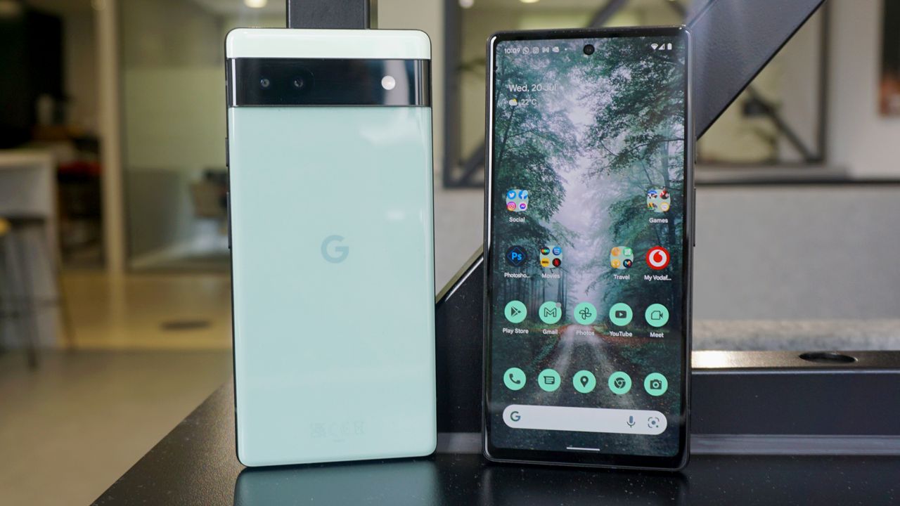 google-stops-selling-the-pixel-6a-following-reports-of-battery-issues-and-units-catching-fire