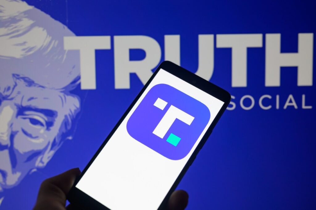 truth-social’s-ai-search-is-powered-by-perplexity,-but-the-platform-can-set-limits-on-sources